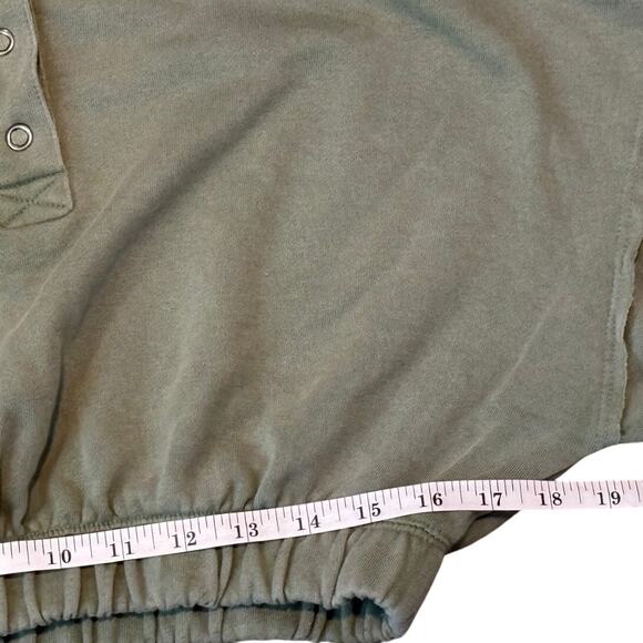 Aeropostale Cropped Sweatshirt Women’s XS Olive Green Button Pullover - Picture 8 of 8